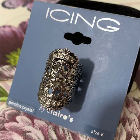 Icing by Claire’s Ring Genuine Crystal size 6 - Picture 2 of 4